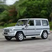 Mercedes-AMG G63 — 1:24 Diecast Model