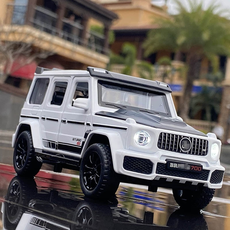 1/32 G700 Mercedes