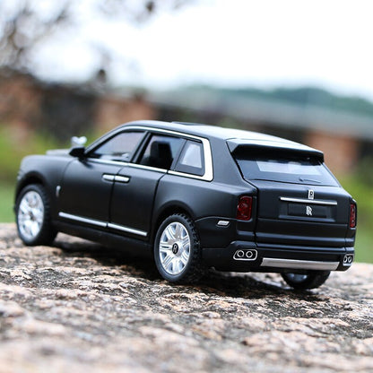 1:32 Scale Rolls Royce Cullinan