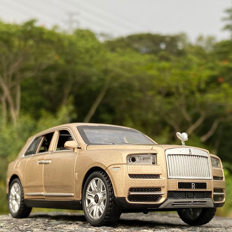 1:32 Scale Rolls Royce Cullinan