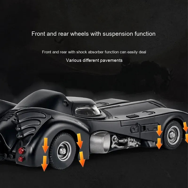 1-24 Batmobile Alloy Model Pull Back Spray Dark Knight Fan Desktop Decoration Collection Ornament