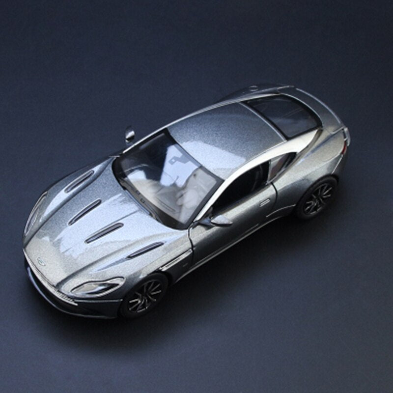 1:24 AstonMartin DB11