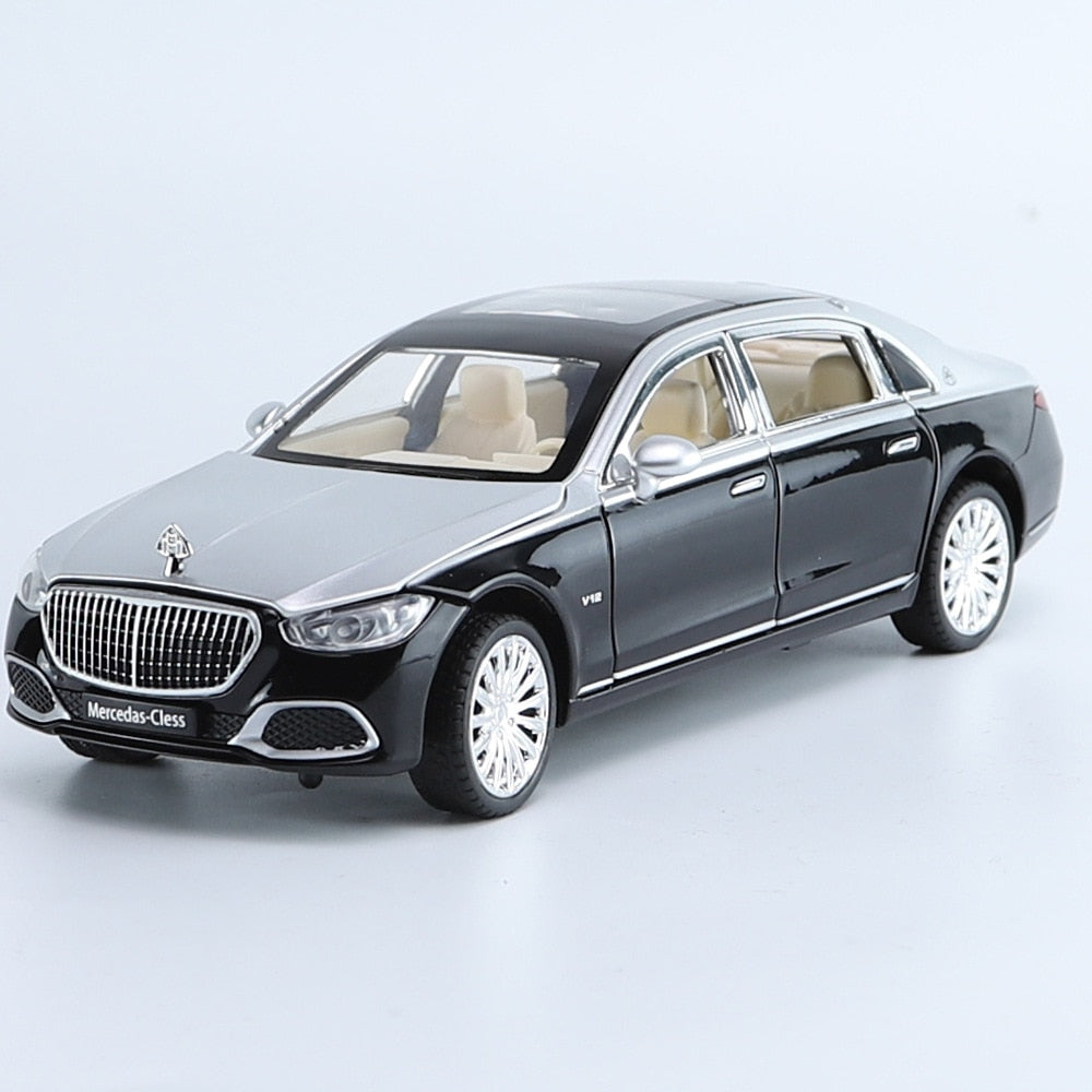 1:24 Mercedes Benz Maybach S680