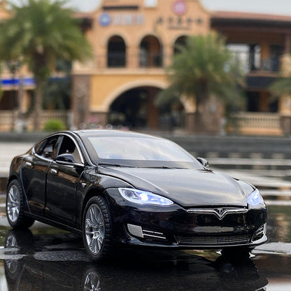 1/32 Tesla Model S