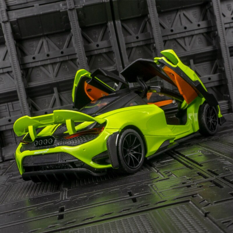 1/24 McLaren 765LT