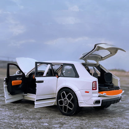 1/20 Rolls Royce SUV Cullinan