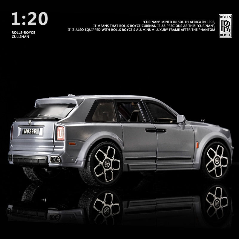 1:20 Rolls Royce Cullinan SUV