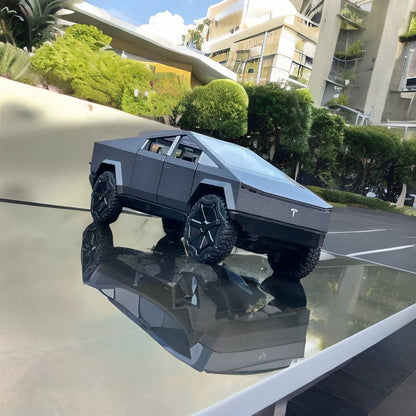 1/24 Tesla Cybertruck
