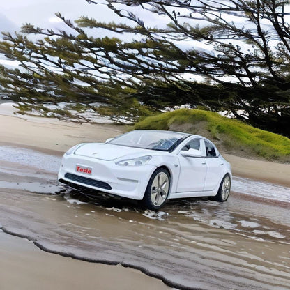 1/32 Tesla Model 3